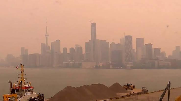 images The Orange Haze: Why Toronto’s Air Quality Crisis is a Severe Public Health Threat We Cannot Ignore